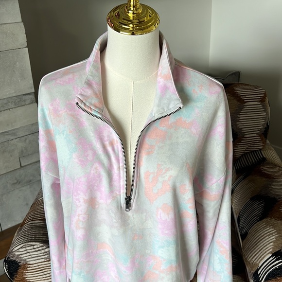 Peyton Jensen Mia Tie Dye Sweatshirt - Picture 9 of 13